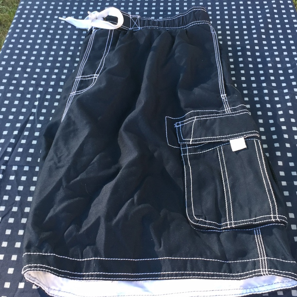 🦋 Men’s Size Large Lansboro Sport Swimsuit
